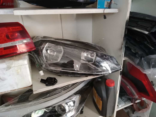 Volkswagen Golf 7 sağ ön far