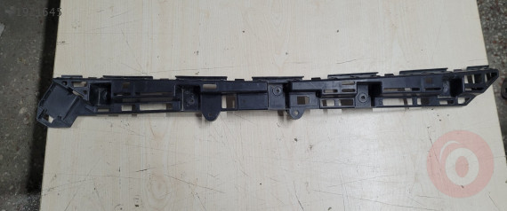 Opel Astra J Sedan Arka Tampon Orta Tutucu GM 1404376