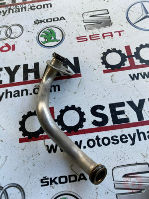 04E145735C A3 golf leon ibiza turbo alt yağ tahliye borusu