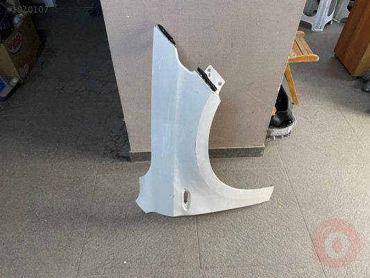 FİAT EGEA SAĞ ÖN ÇAMURLUK ÇIKMA ORJİNAL BEYAZ