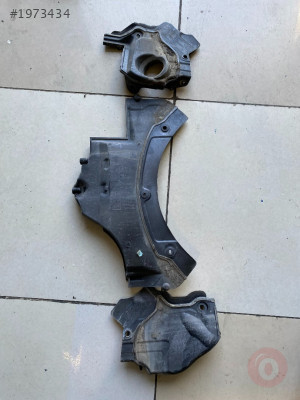 BMW F10 520 525 MOTOR BÖLME DUVARI 7188421
