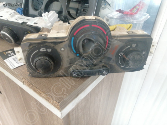 RENAULT MEGANE 2 KLİMA PANELİ ÇIKMA