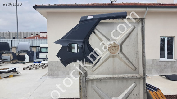 VW T ROC  SAĞ ARKA CAMURLUK SEFALILAR OTO CIKMA