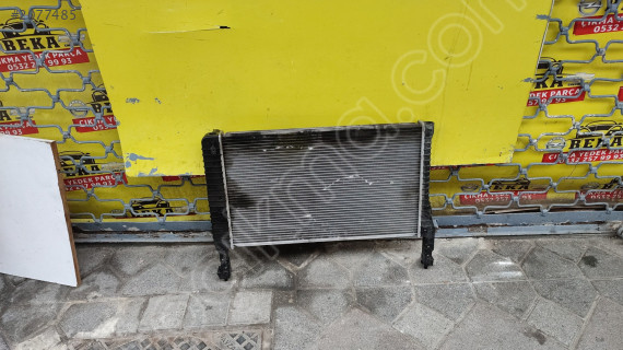 OPEL ANTARA CHEVROLET CAPTİVA SU RADYATÖRÜ ÇIKMA ORJİNAL YED