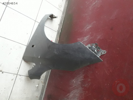 OPEL CORSA ÖN ÇAMURLUK