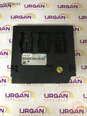 1K03937087H  5DK009665-C  SKODA OCTAVİA HELLA BCM