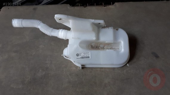 VOLKSWAGEN TROC CAM SU DEPOSU 2ga955448d ORJİNAL ÇIKMA PARÇA