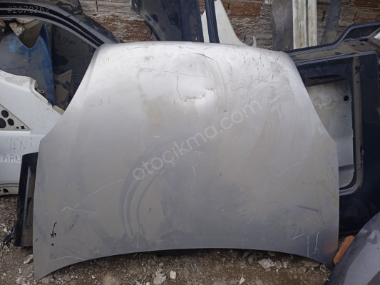 Fiat Linea ön kaput