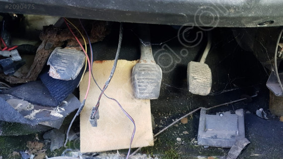 89-92 ford escort çıkma pedal takımı