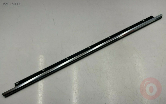 AUDİ A8 CAM ÇITASI ARKA SAĞ 4E4853764