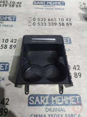 ÇIKMA VW PASSAT B6 B7 BARDAKLIK