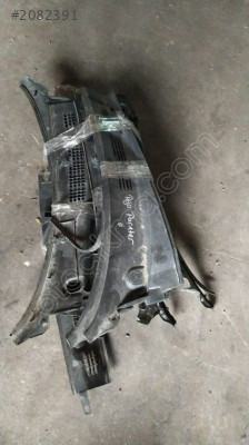 Partner Berlingo cam önü ızgarası çıkma