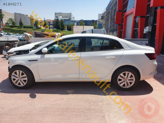 Renault Megane 4 Kesme Tavan (Beyaz)
