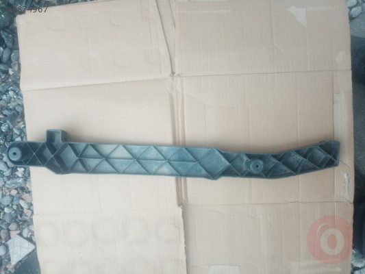 Ford Fiesta Arka tampon tutucu braketi