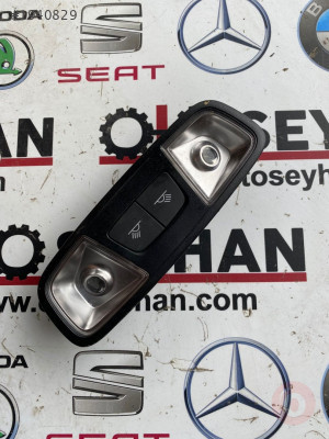8V0947111A audi A3 sportback 2015 arka tavan lambası siyah