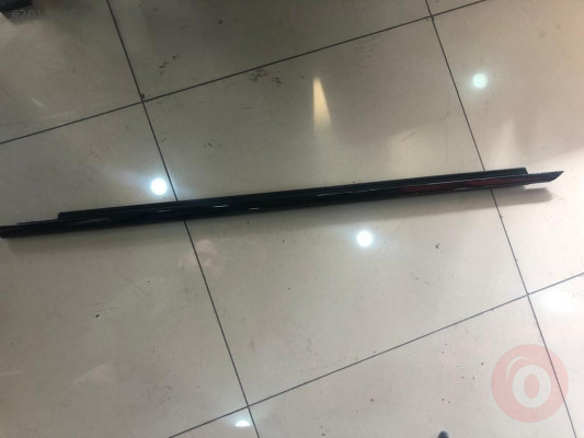 BMW G-20 İÇ DIŞ KAPI SIZDIRMAZLIĞI SAĞ-SOL 7465149