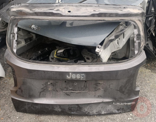 Jeep Renegade çıkma bagaj kapağı