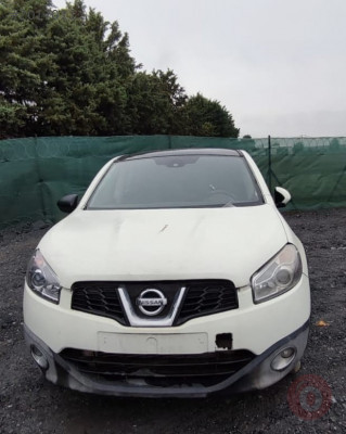 NİSSAN QASHQAİ SOL FAR ZENONSUZ ÇIKMA PARÇA J10 2007-2013