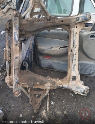 Renault Exspres motor. Traversi