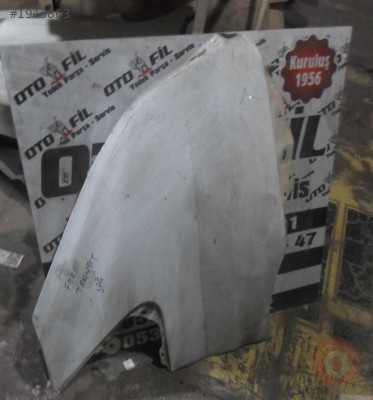 FORD TRANSİT ÖN SAĞ BEYAZ ÇIKMA ÇAMURLUK