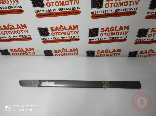 RENAULT MEGANE-2 02-09 ÇIKMA SOL ÖN KAPI ÇİTASI 8200073469