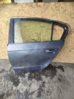 VOLKSWAGEN PASSAT SOL ARKA KAPI