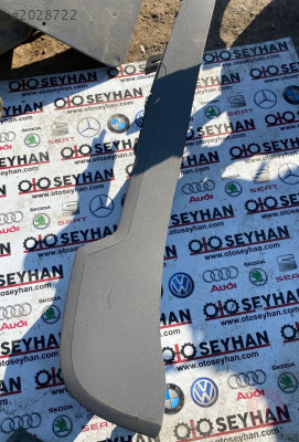 2K0863241C volkswagen caddy 2004-11 orta konsol
