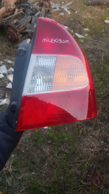 2000-2002 hyundai accent sağ stop sıfır