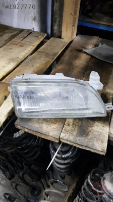 toyota corolla ae100 sağ far