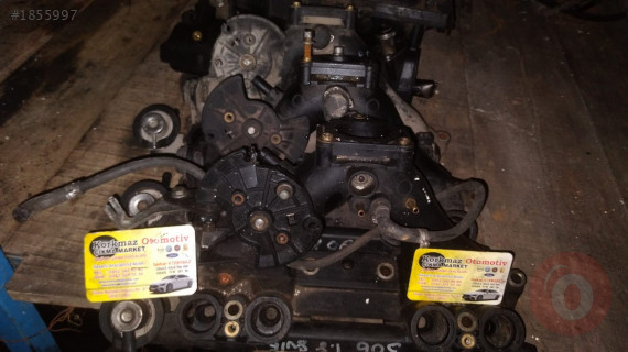 peugeot 306 8v 1.8 çıkma emme manifoldu