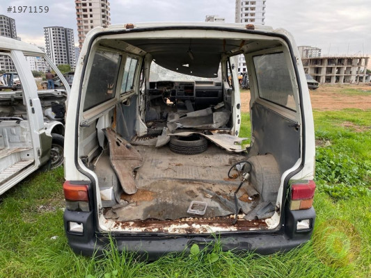 VOLKSWAGEN TRANSPORTER T4 ARKA TAMPON 1998-2004 MODEL