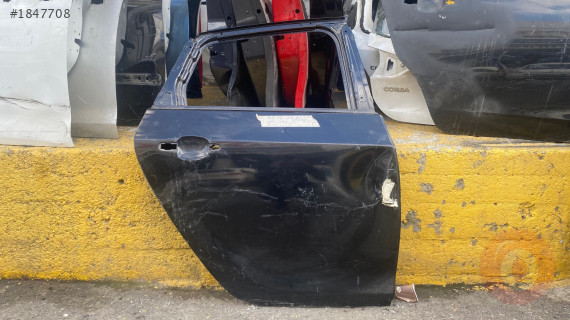 OPEL ASTRA J SAĞ ARKA KAPI SİYAH ÇIKMA 13301547 CANCAN OPEL