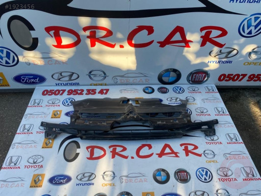 Citroen C4 2004-2011 Ön Panjur