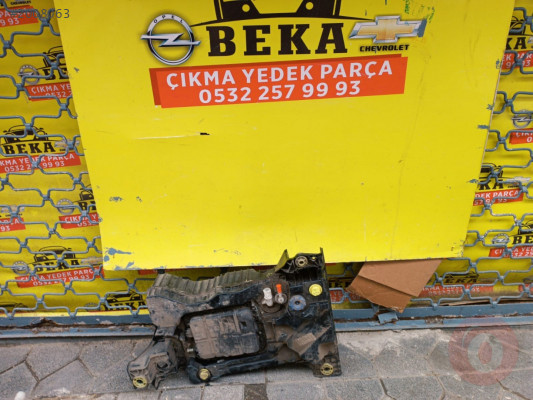 PEUGEOT 3008 ADBLUE TANKI ÇIKMA ORJİNAL YEDEK PARÇA  P100255
