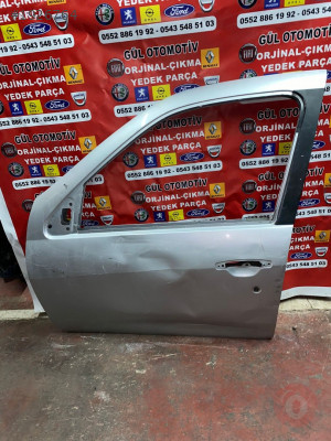 RENAULT CLİO SOL ÖN KAPI GÜL OTOMOTİV ÇIKMA PARCA