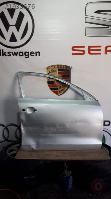 VOLKSWAGEN JETTA SAĞ ÖN KAPI  ÇIKMA 5c6831312b