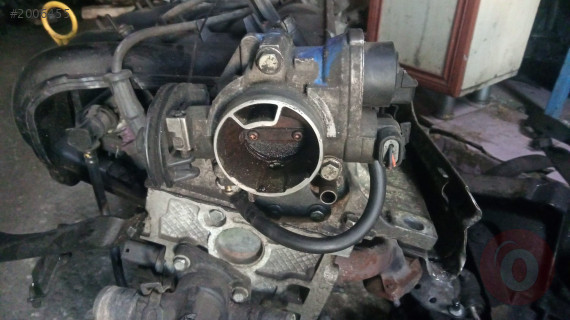 renault twingo 1.2 8v çıkma gaz kelebeği
