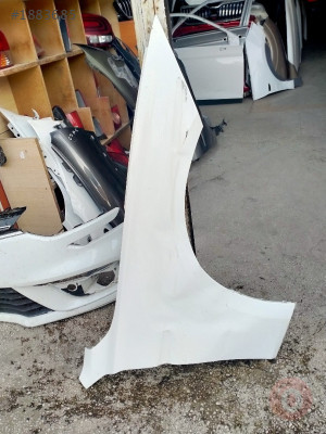 BMW 3 serisi f30 sağ ön çamurluk