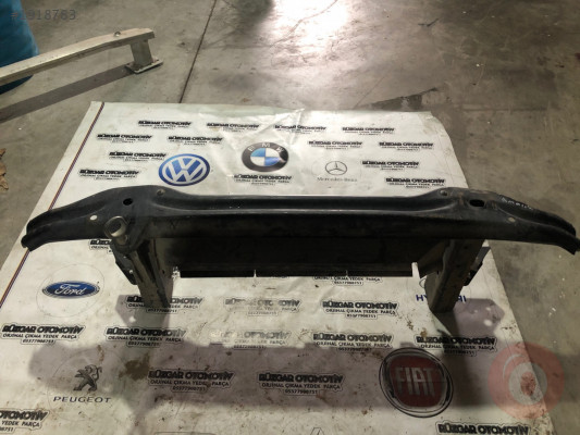 Volkswagen amarok on  tampon demiri