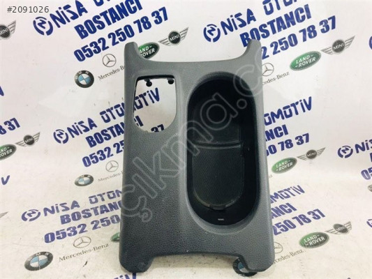 MERCEDES A SERİSİ W176 KASA ORTA KONSOL KAPLAMA ORJ