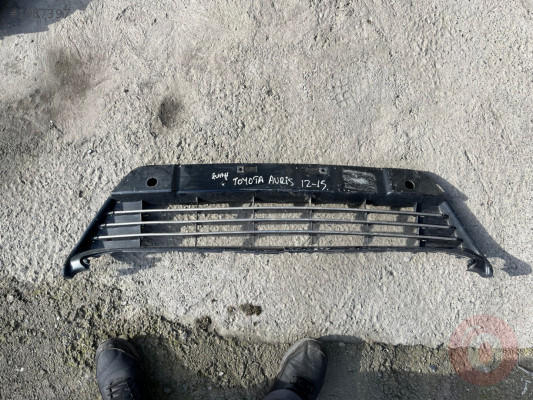 TOYOTA AURİS ÖN TAMPON ORTA IZGARA  ORJİNAL 53112-02230