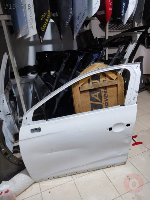 CLİO 5 SOL ÖN KAPI ORJİNAL ÇIKMA