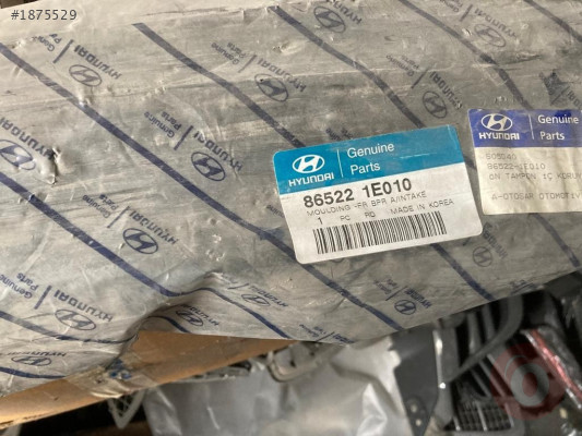 HYUNDAİ ACCENT ERA ÖN TAMPON ORTA IZGARA SİSLİ