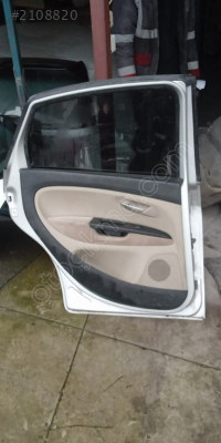 fiat linea 2011 sol arka kapı döşemesi (son fiyat)