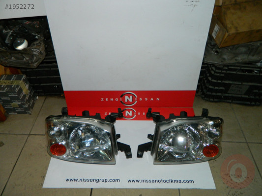 Nissan Skystar 2003-2010 Sağ Far Orjinal Çıkma Sökme Parça