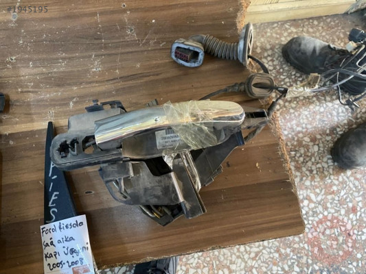 FORD FİESTA SAĞ ARKA KAPI DIŞ AÇMA KOLU 2002-2008 MODEL
