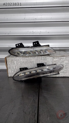 RENAULT SCENIK SAG GUNLUZ LED SIS-DÜZCE ÇIKMA
