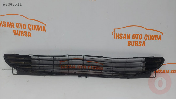 Peugeot 307 ön tampon ızgarası 01-05