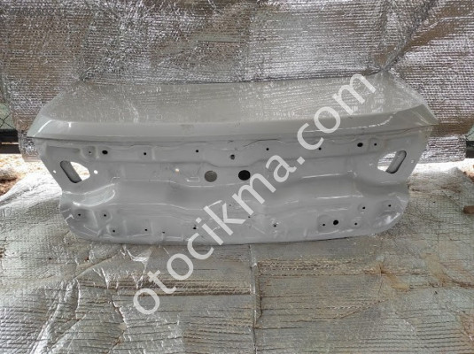 megane 4 bagaj kapağı çıkma orjinal