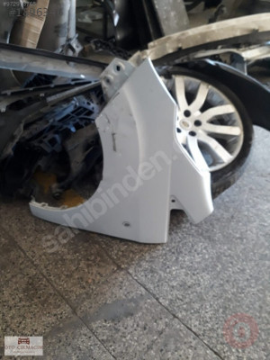 2017 ford courier sol ön çamurluk